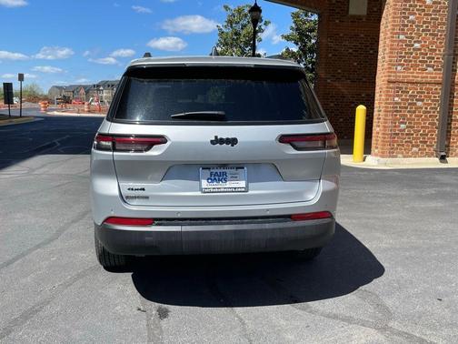2025 Jeep Grand Cherokee L Laredo