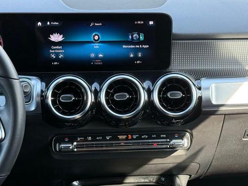 2023 Mercedes-Benz GLB 250 Base 4MATIC