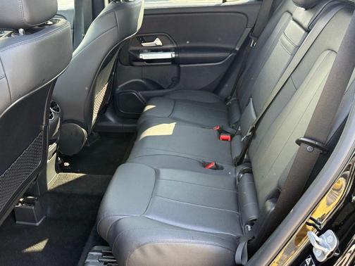 2023 Mercedes-Benz GLB 250 Base 4MATIC