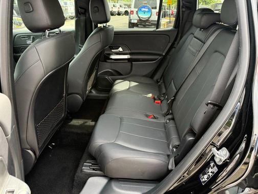 2024 Mercedes-Benz GLB 250 Base 4MATIC