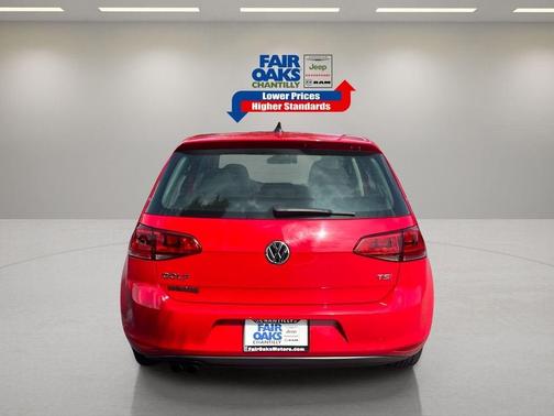 2017 Volkswagen Golf TSI Wolfsburg Edition 4-Door