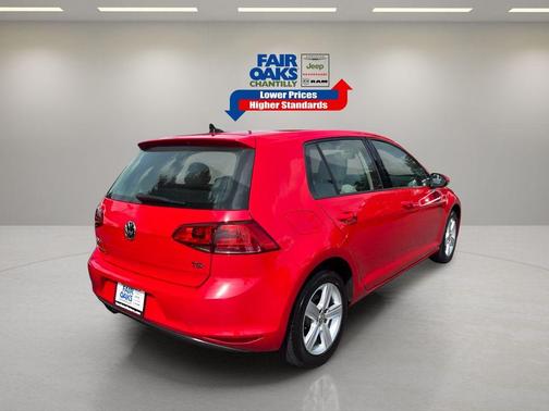 2017 Volkswagen Golf TSI Wolfsburg Edition 4-Door