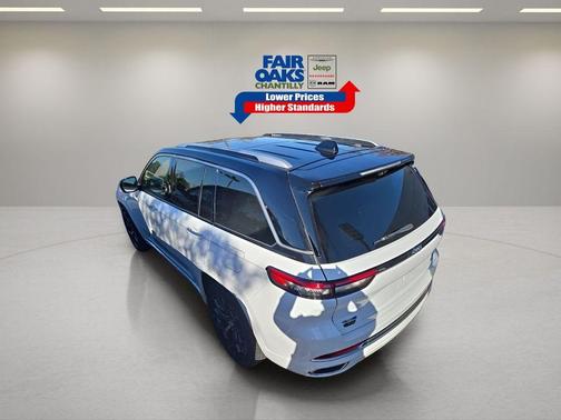 2022 Jeep Grand Cherokee 4xe Summit