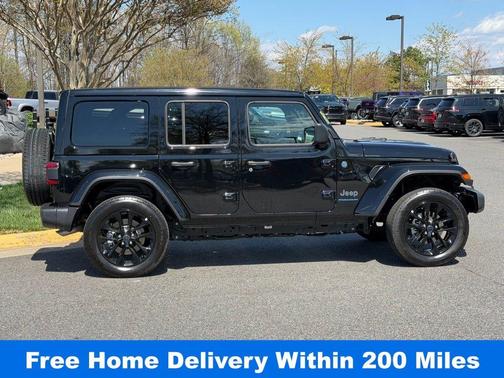 Black Clearcoat 2025 Jeep Wrangler 4xe Sahara