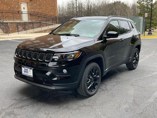 2025 Jeep Compass Latitude