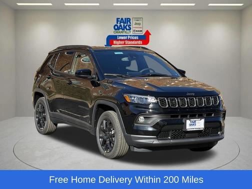 Diamond Black 2026 Jeep Compass Latitude