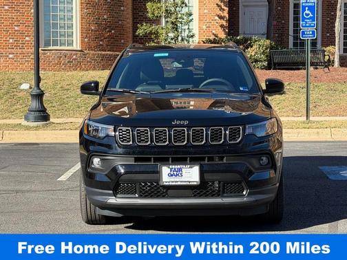 Diamond Black 2026 Jeep Compass Latitude