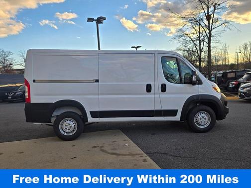 Bright White Clearcoat 2026 RAM ProMaster 1500 Low Roof