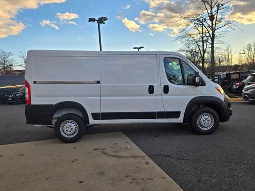 2026 RAM ProMaster 1500 Low Roof