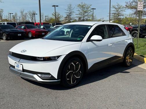 2024 Hyundai IONIQ 5 SEL