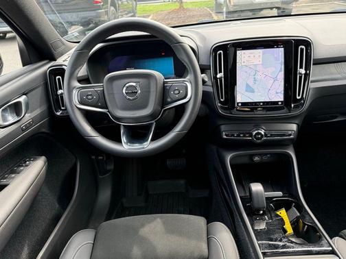 2023 Volvo XC40 Recharge Pure Electric Twin Plus