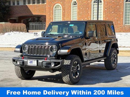 Black Clearcoat 2026 Jeep Wrangler Rubicon