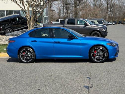 2024 Alfa Romeo Giulia Veloce