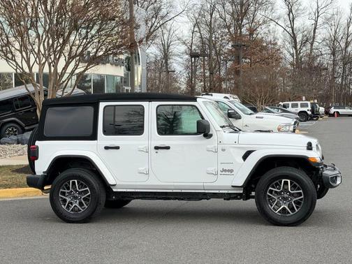 2024 Jeep Wrangler Sahara