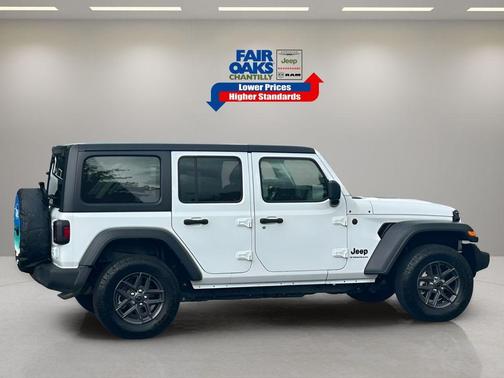 2024 Jeep Wrangler Sport