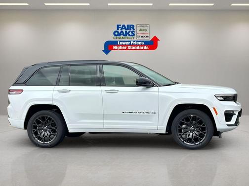 2025 Jeep Grand Cherokee Summit