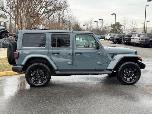 2025 Jeep Wrangler 4xe Sahara