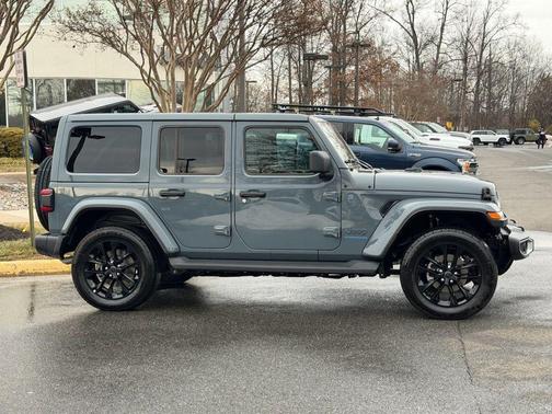 2025 Jeep Wrangler 4xe Sahara