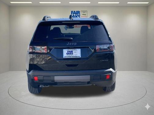 Diamond Black 2026 Jeep Cherokee LAREDO/LIMITED