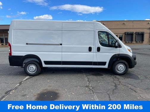 Bright White Clearcoat 2026 RAM ProMaster 2500 High Roof