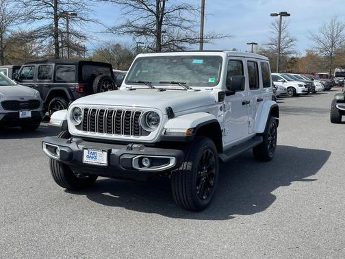2025 Jeep Wrangler 4xe Sahara