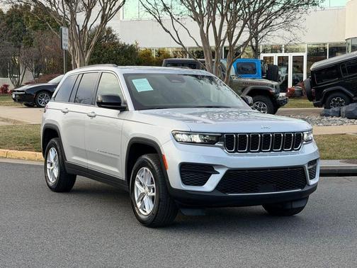 2024 Jeep Grand Cherokee Laredo X