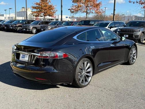 2016 Tesla Model S 75D