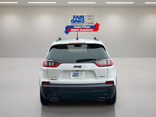 2022 Jeep Cherokee Latitude Lux