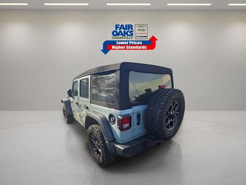2024 Jeep Wrangler Sport
