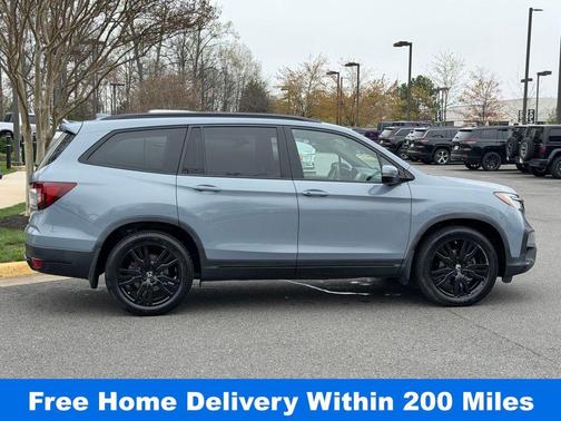 Sonic Gray Pearl 2022 Honda Pilot Black Edition