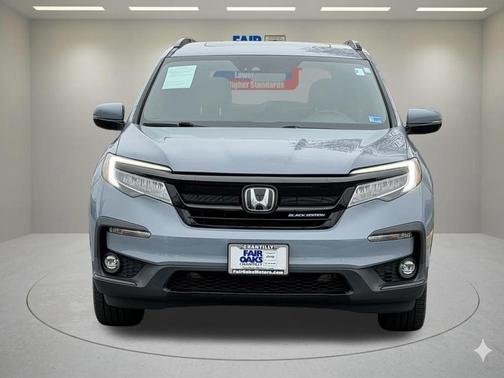 Sonic Gray Pearl 2022 Honda Pilot Black Edition