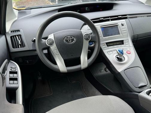 2014 Toyota Prius Four