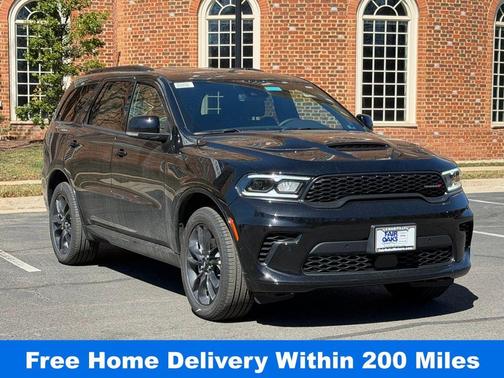 DB Black Crystal Clearcoat 2026 Dodge Durango GT