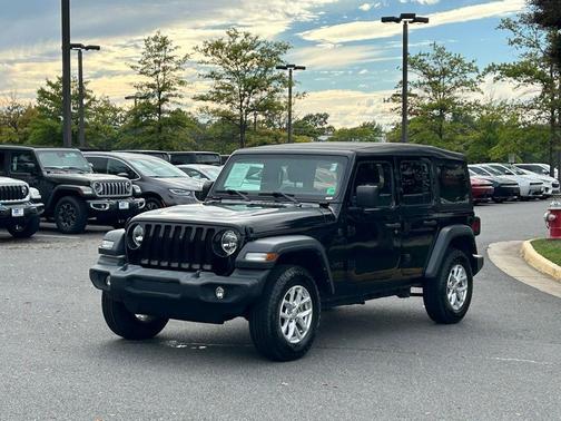 2023 Jeep Wrangler Sport