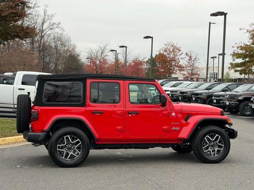 2024 Jeep Wrangler Sahara
