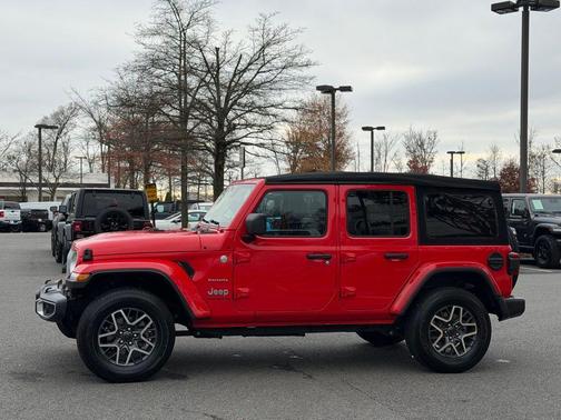 2024 Jeep Wrangler Sahara