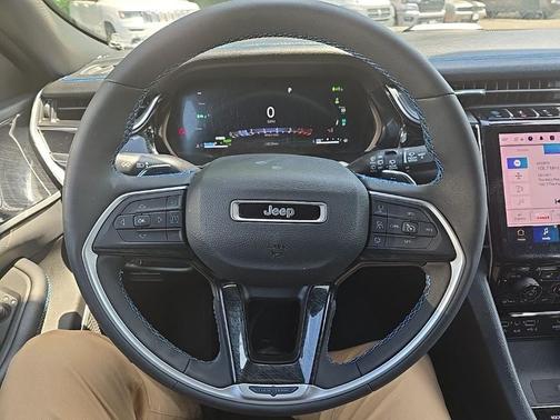 2023 Jeep Grand Cherokee 4xe Trailhawk