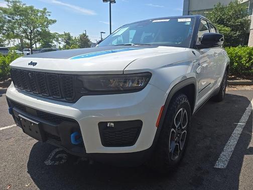 2023 Jeep Grand Cherokee 4xe Trailhawk