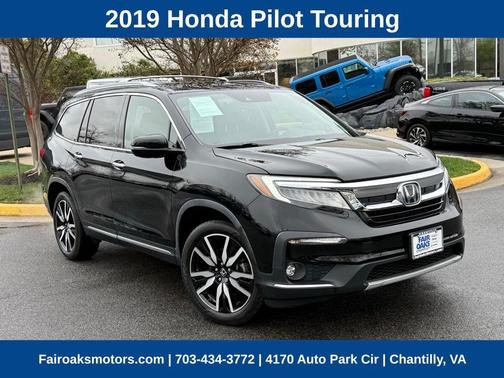 2019 Honda Pilot Touring 8-Passenger