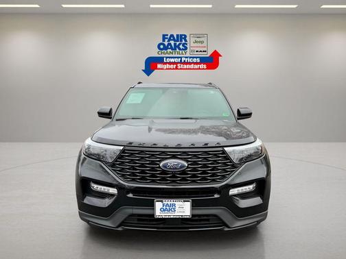 2022 Ford Explorer ST-Line
