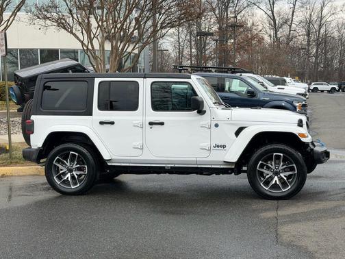 2024 Jeep Wrangler 4xe Sport