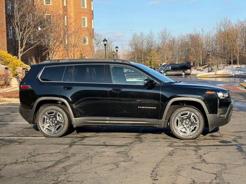 2026 Jeep Cherokee LAREDO/LIMITED