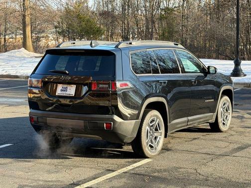 2026 Jeep Cherokee LAREDO/LIMITED