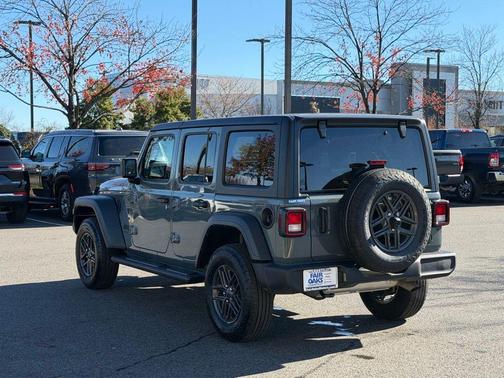 2024 Jeep Wrangler Sport
