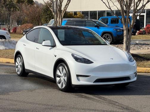 2024 Tesla Model Y Long Range