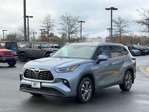 2023 Toyota Highlander XLE