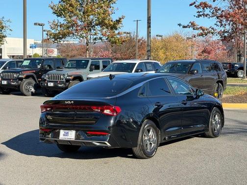 2022 Kia K5 LXS