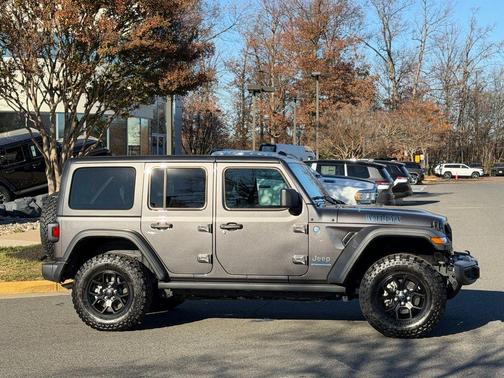 2025 Jeep Wrangler 4xe Sport