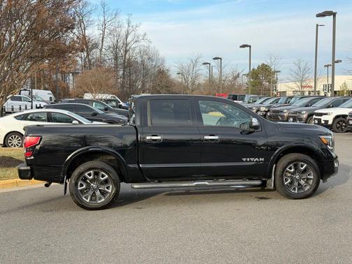 2021 Nissan Titan Platinum Reserve