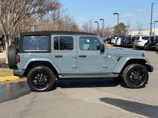 2024 Jeep Wrangler 4xe Sahara